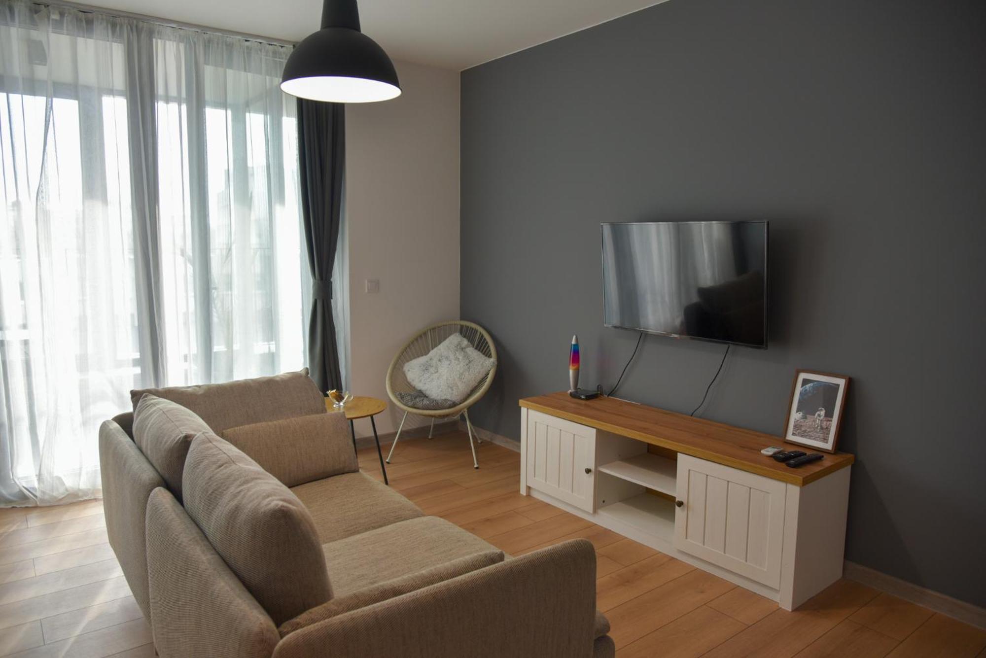 Sunlit Elegance Escape Apartment Varna Esterno foto
